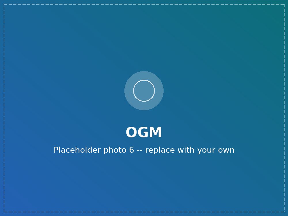 Placeholder photo -- replace with your own CNC machining photo (photo 6 of 10)